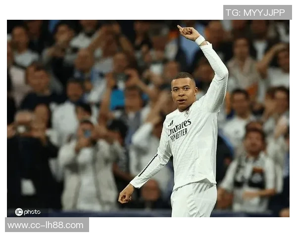 姆巴佩西甲火力全开自五月以来打进18球索尔洛特紧随其后仅9球